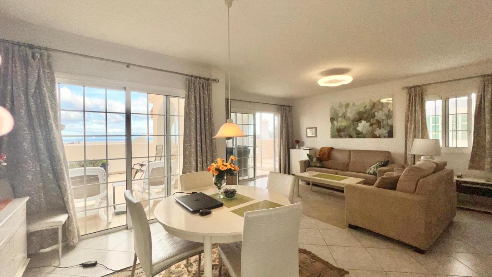 Villa Parque Del Conde, Ocean View アデヘ エクステリア 写真