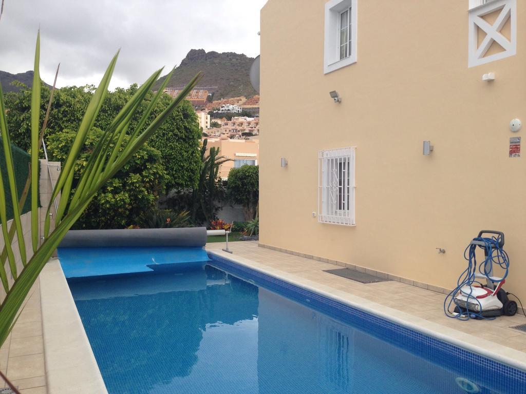 Villa Parque Del Conde, Ocean View アデヘ エクステリア 写真