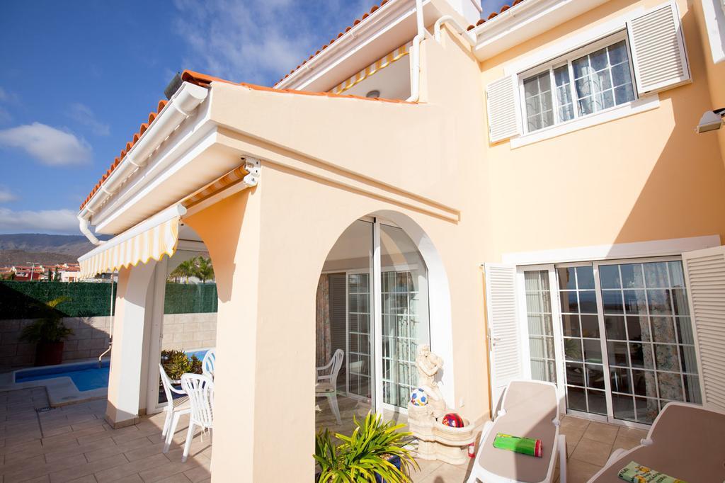 Villa Parque Del Conde, Ocean View アデヘ エクステリア 写真